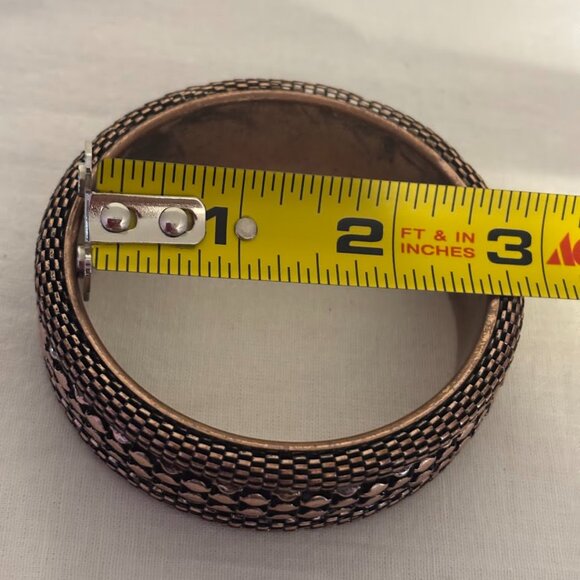 Two (2) Bronze Bangles (size 8) for any occasion - Picture 13 of 14